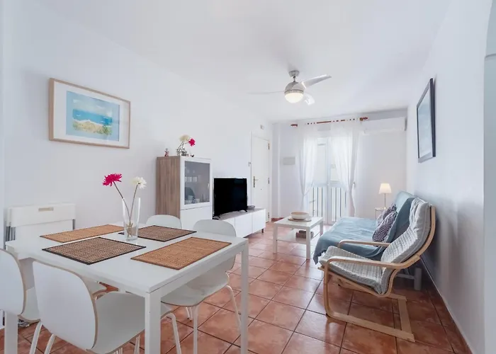 Apartamento Alamar Bonito Apartamento A 70 Metros De La Playa Wifi Gratis